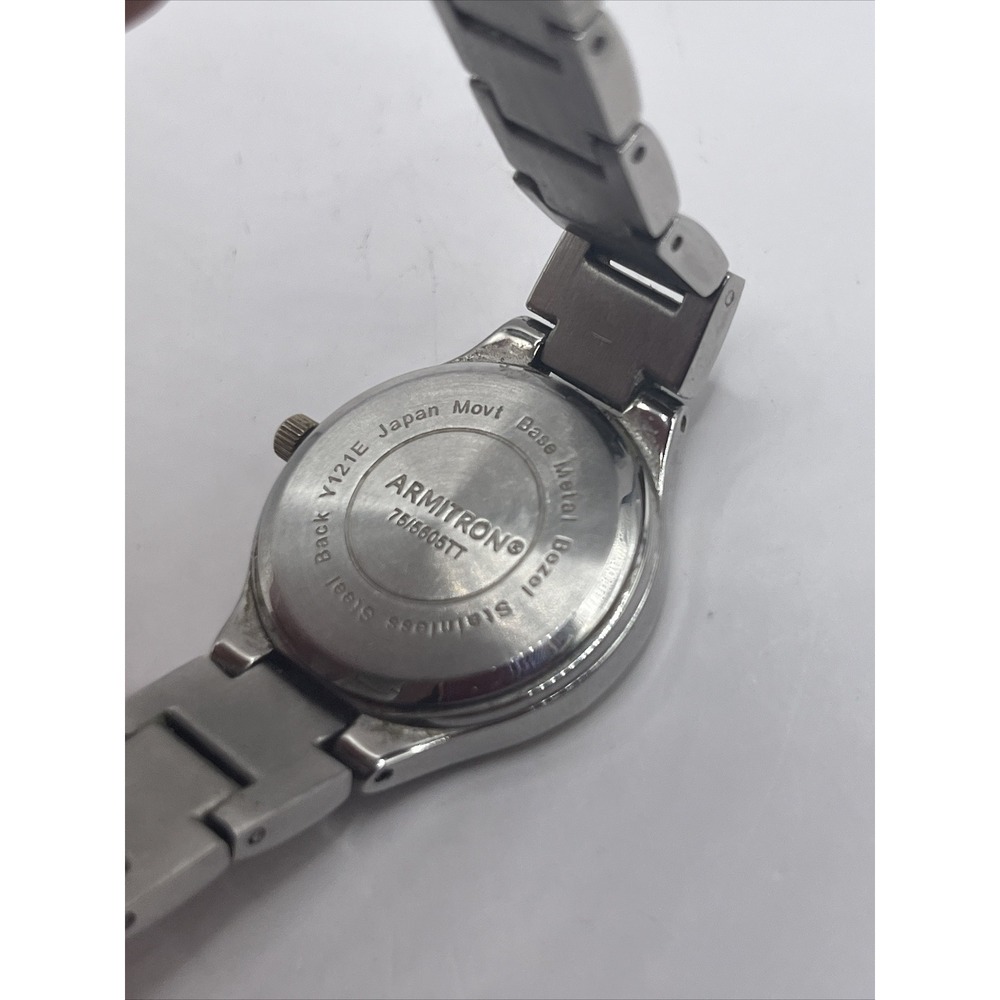 Armitron Women's Quartz Watch Silver Tone Band 75/5605-‎ New Battery - Picture 2 of 5